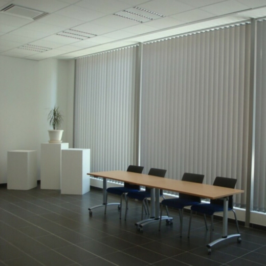 Пластиковые жалюзи для кабинета